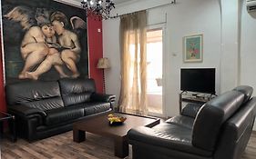 Stunning Apartment In The Heart Of Athens